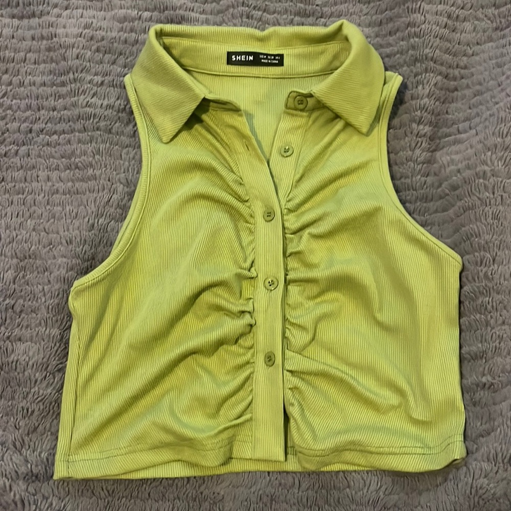 Medium shein green ruffled, collared tank